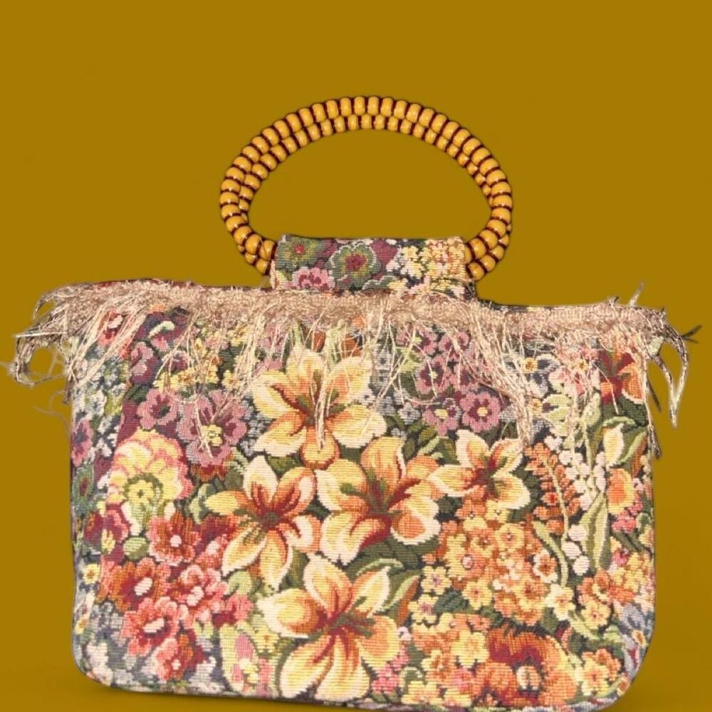 Grandmacore Handmade Floral Tapestry Fringe Purse
